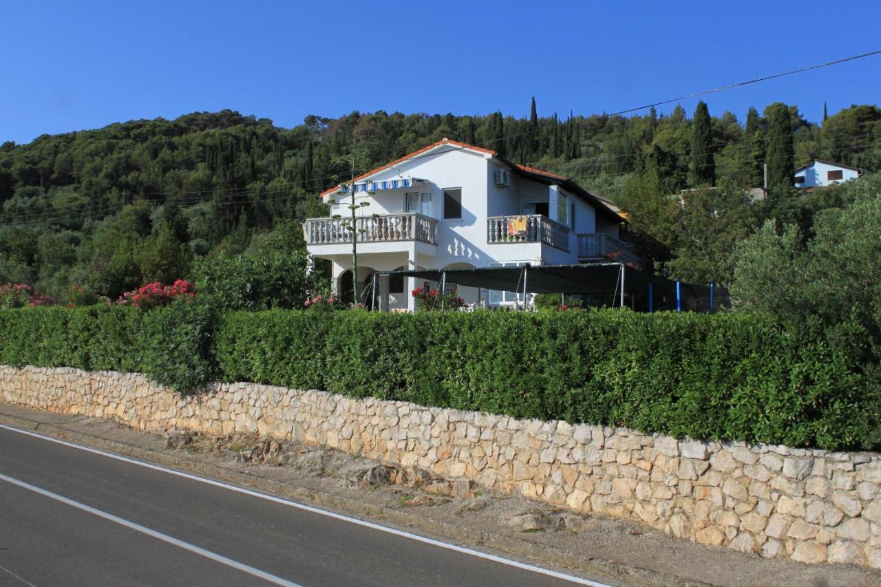 Apartments With A Parking Space Preko, Ugljan - 8224 Luaran gambar